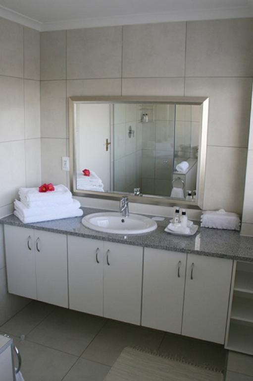 Majorca House Bed & Breakfast Somerset West Phòng bức ảnh